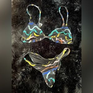 Swim set, multicolor, never worn but washed and with no tags